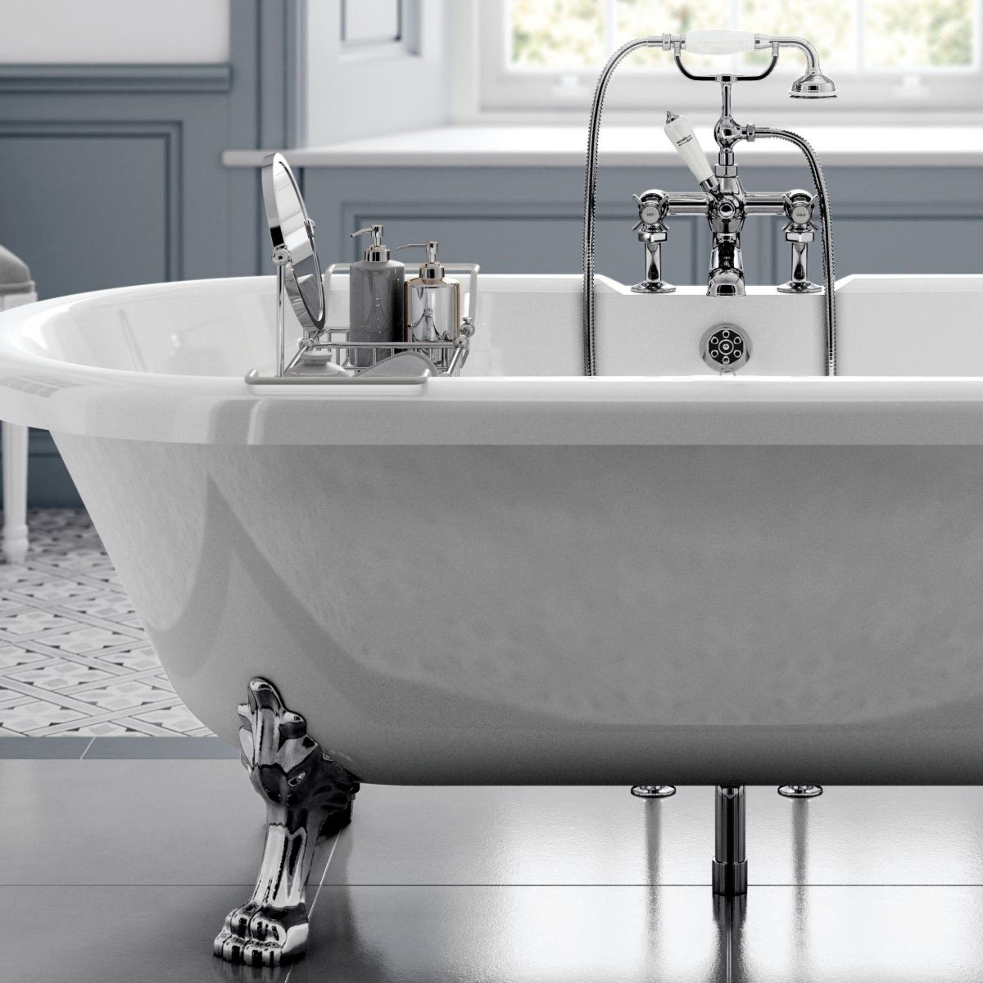 Trojan Clermont Clawfoot Twin Acrylic Lion Feet NTH Bath White 1695 x 755