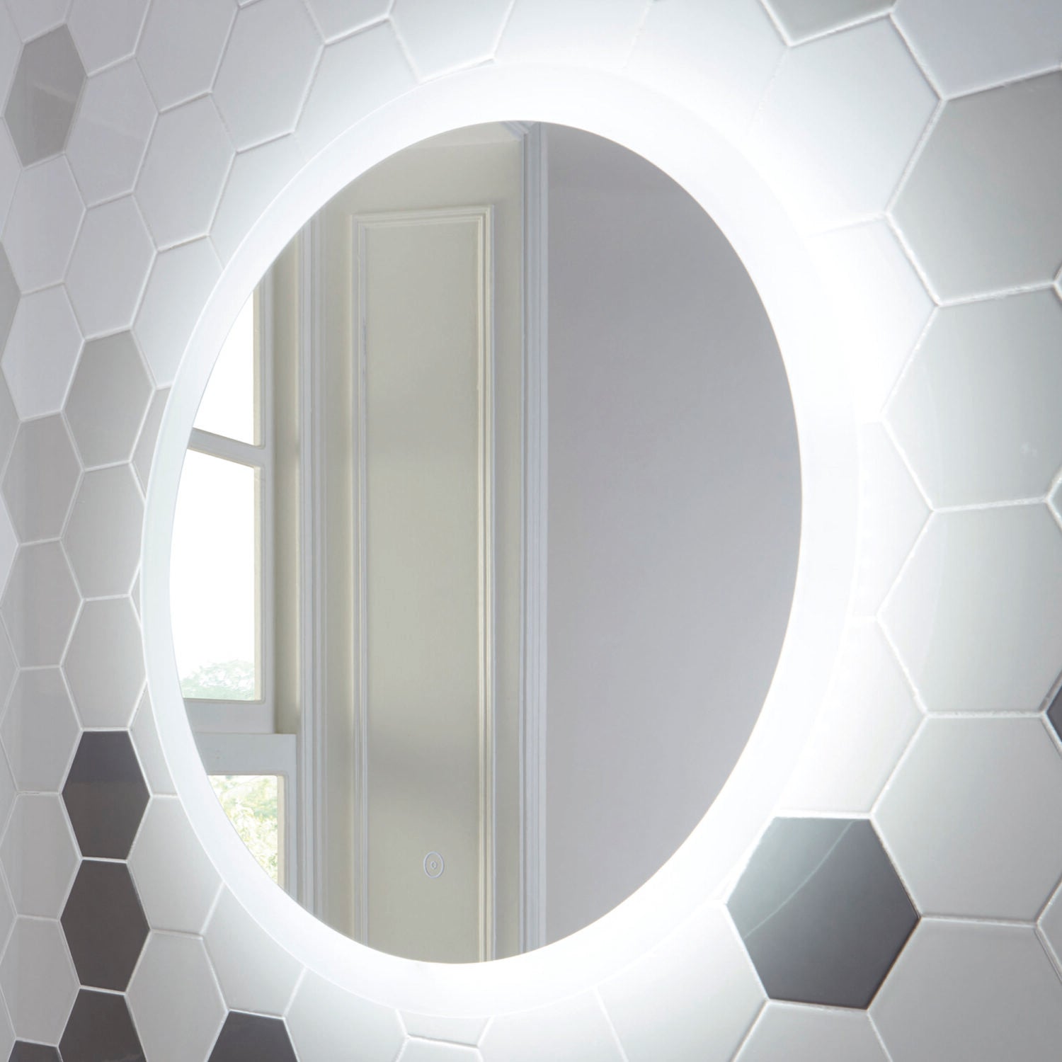 Lunar LED Mirror W/Demister Pad