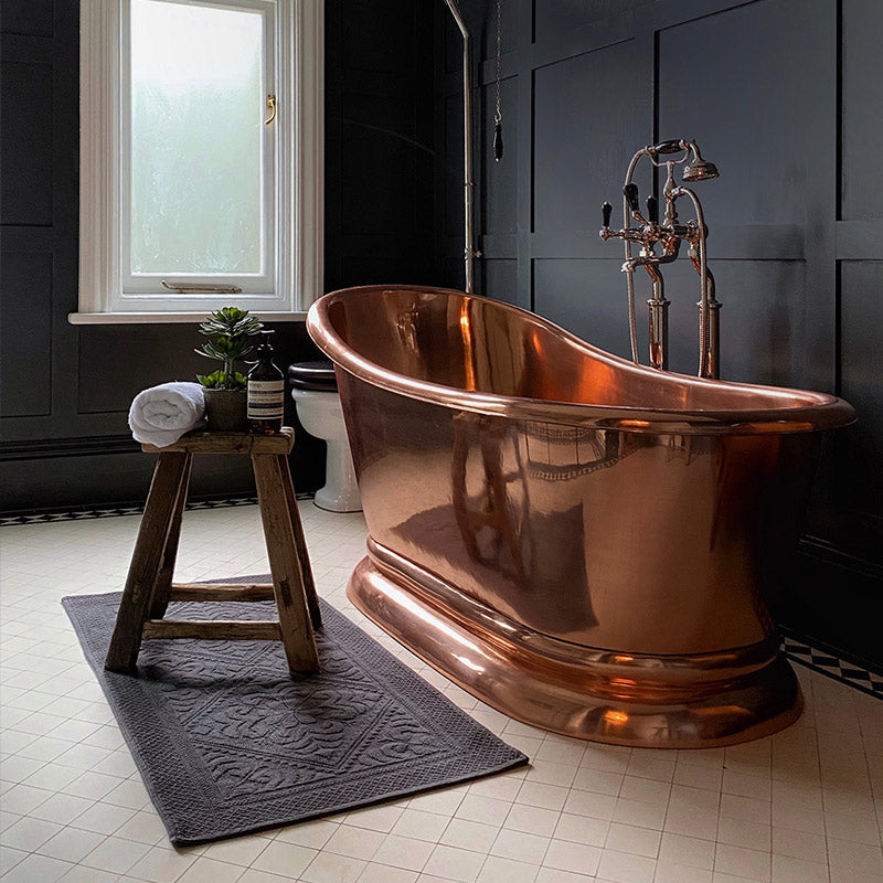 Freestanding copper bath tub, Copper bath tubs, Outdoor copper bath tub, Roll top copper bath tub, Large copper bath tub, Reclaimed copper bath tub, Japanese copper bath tub, Antique copper bath tub, Quickshine brass and copper bath tub, Hammered copper bath tub