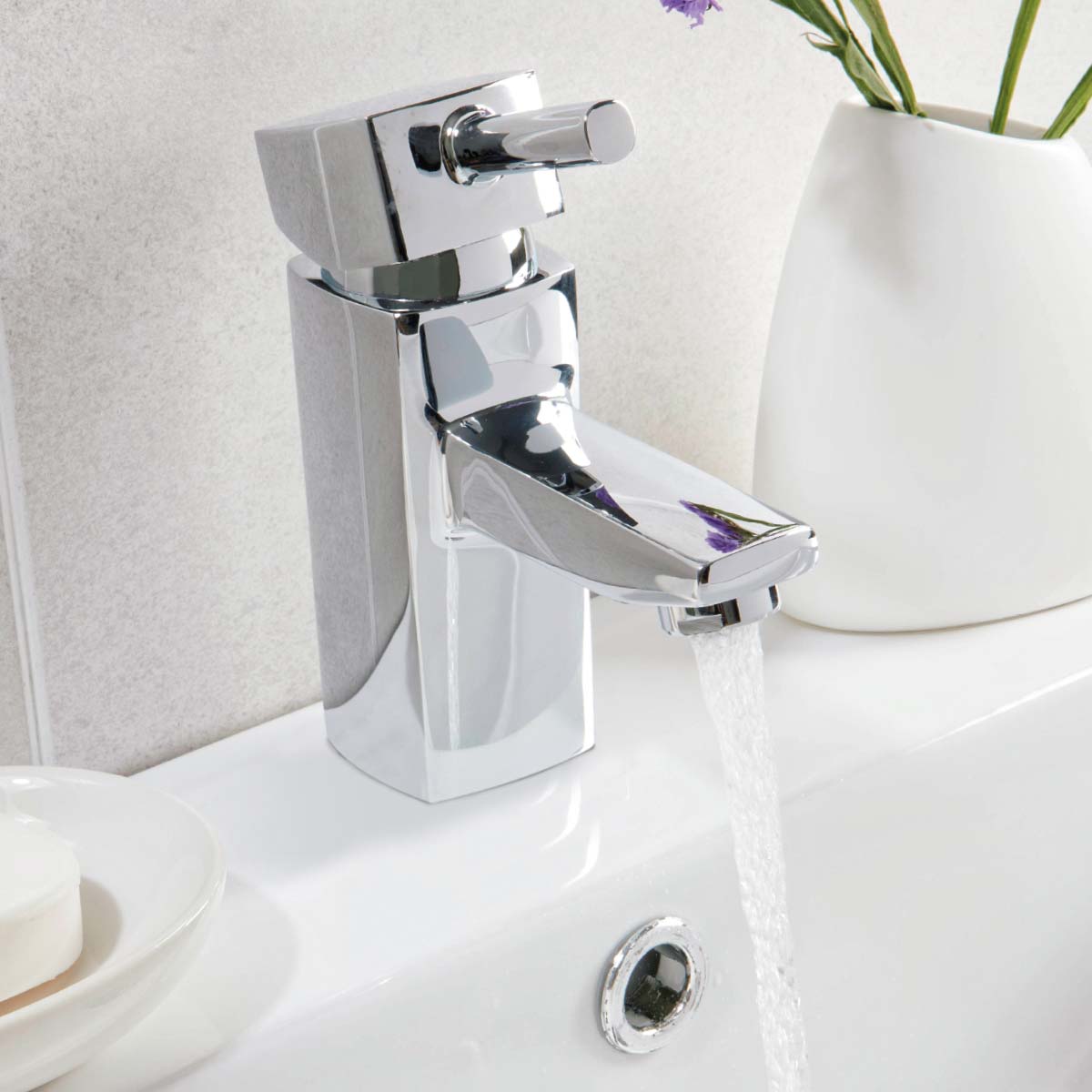 Forme Mono Basin Mixer with Push Waste